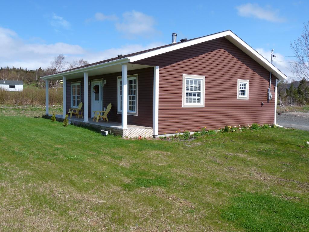 Oliver'S Landing Rocky Harbour Room photo